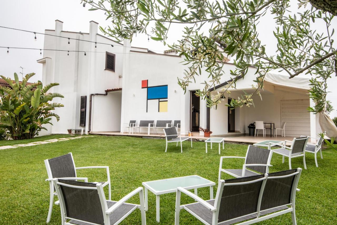 Locanda Del Pino Marina di Ginosa Exteriör bild